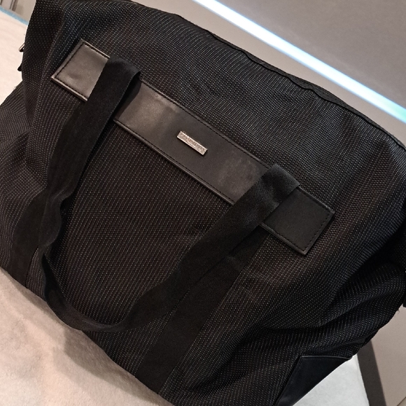 Giorgio Armani Fragrances Black Duffle Bag - Picture 1 of 16